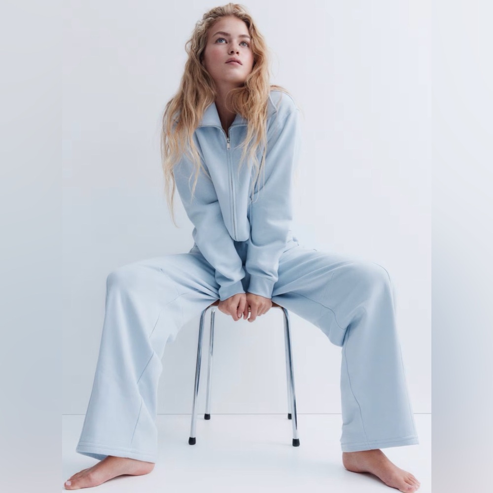 H&M Divided Soft Blue sweat set (with hood) PLEASE READ DESCRIPTION